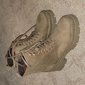 NEW Vince Camuto Combat Boots